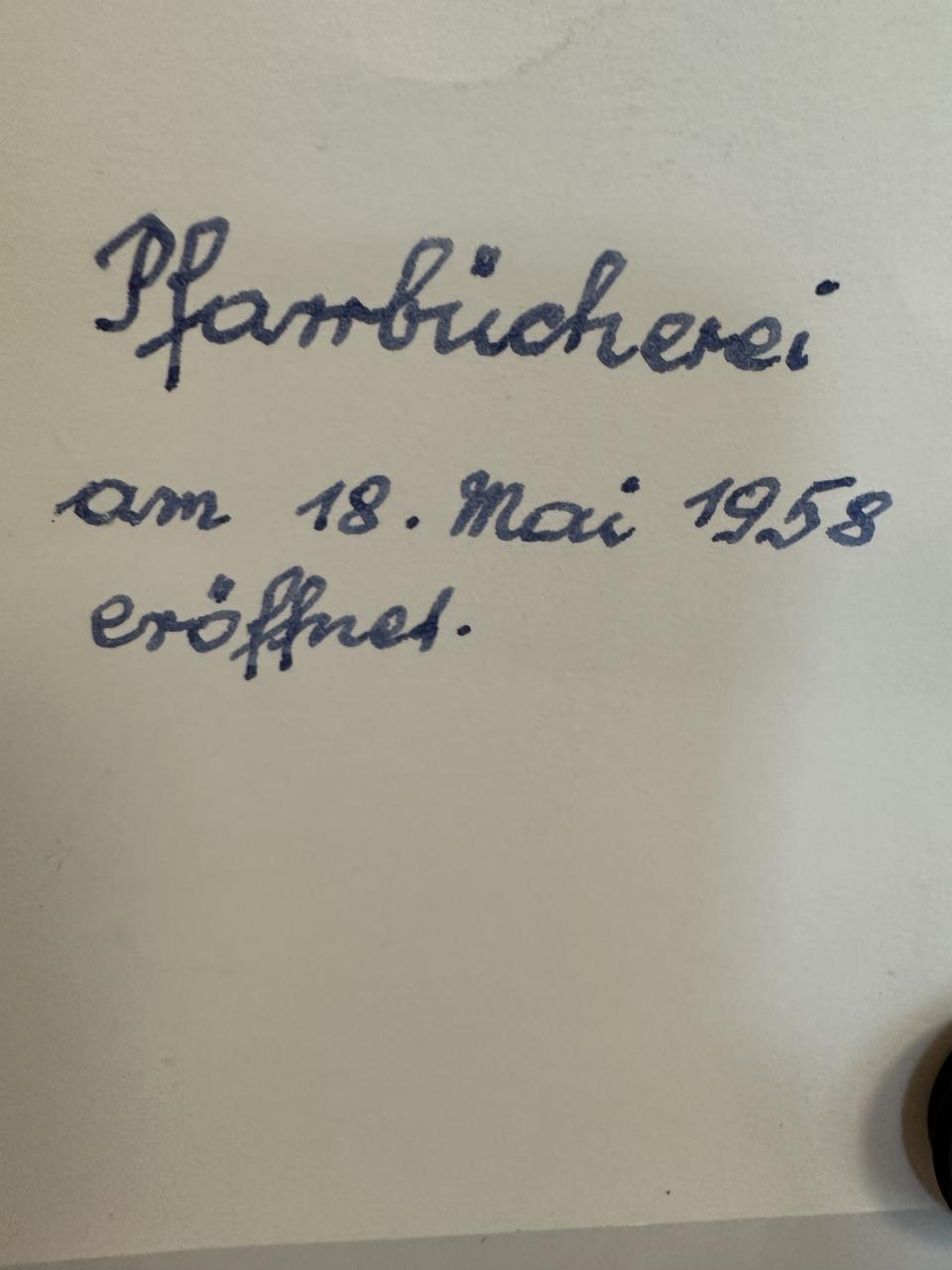 Gründung der Pfarrbücherei Schalchen